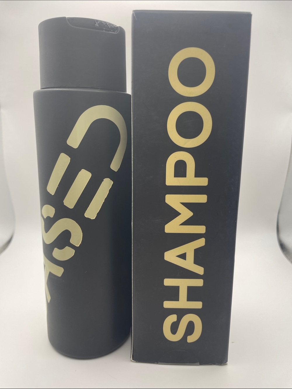 Men's Shampoo - Black & Gold Grooming Shampoo